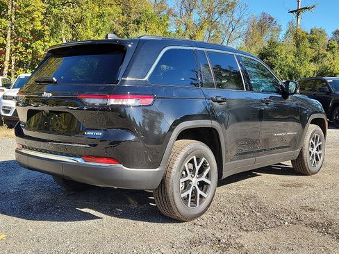 New 2025 Jeep Grand Cherokee Limited image 4