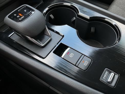 New 2026 Nissan Rogue SV image 32