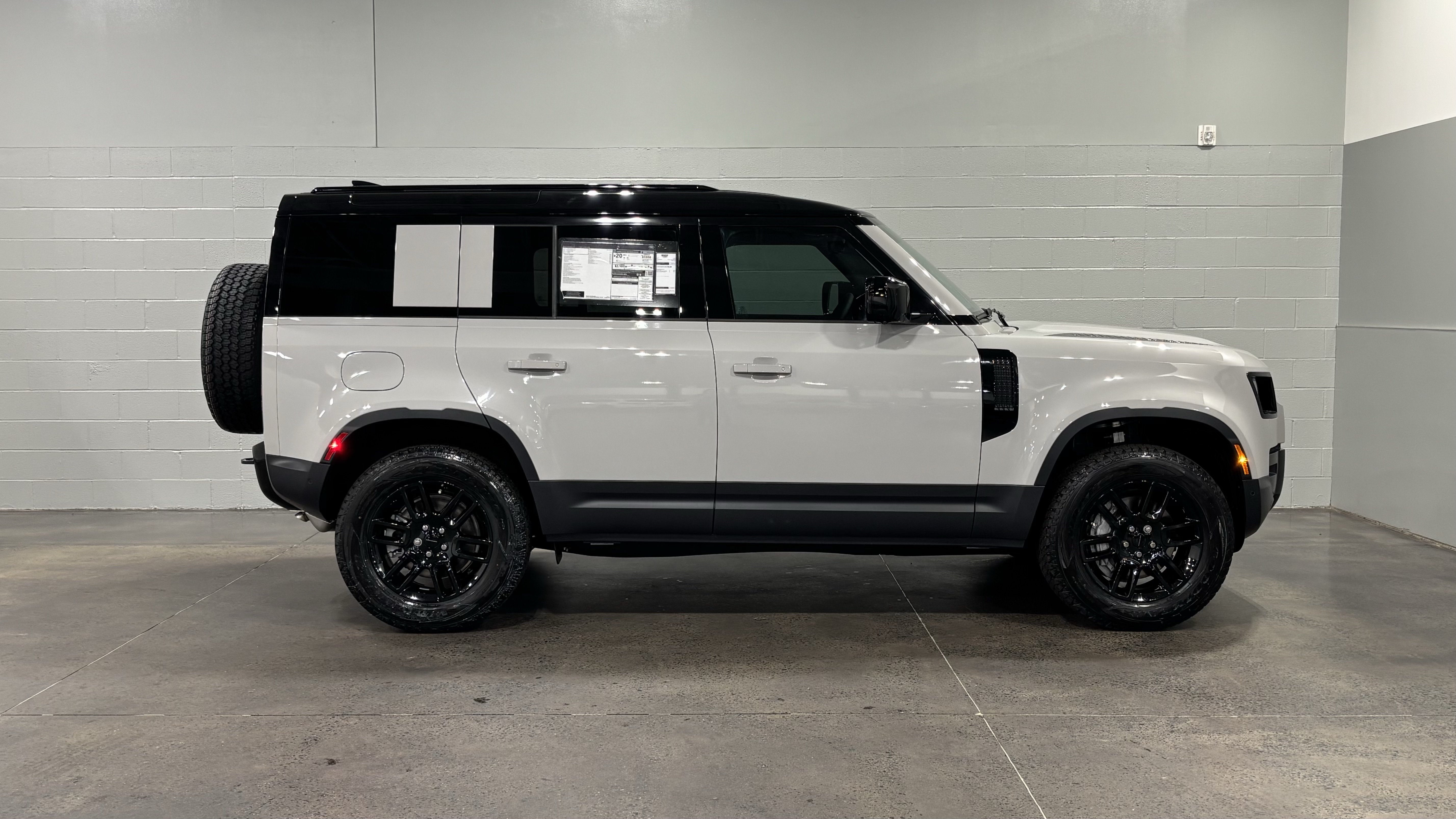 New 2026 Land Rover Defender 110 S AWD/4WD image 13