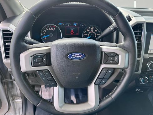 Used 2017 Ford F150 Lariat image 13