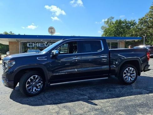 Used 2023 GMC Sierra 1500 Denali AWD/4WD image 12