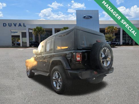 Used 2020 Jeep Wrangler Unlimited Sahara image 6