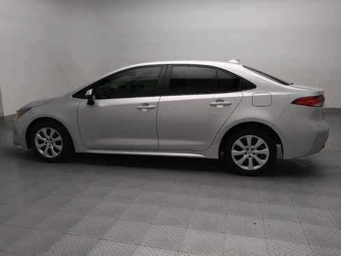 Used 2024 Toyota Corolla LE image 3