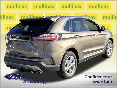 Used 2019 Ford Edge SEL w/ Equipment Group 201A image 4