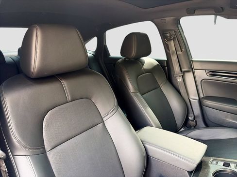 Used 2025 Honda Civic Sport image 29