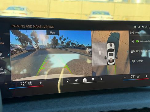 New 2026 BMW 330i Sedan w/ Convenience Package image 24