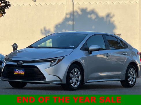 Used 2024 Toyota Corolla LE image 8
