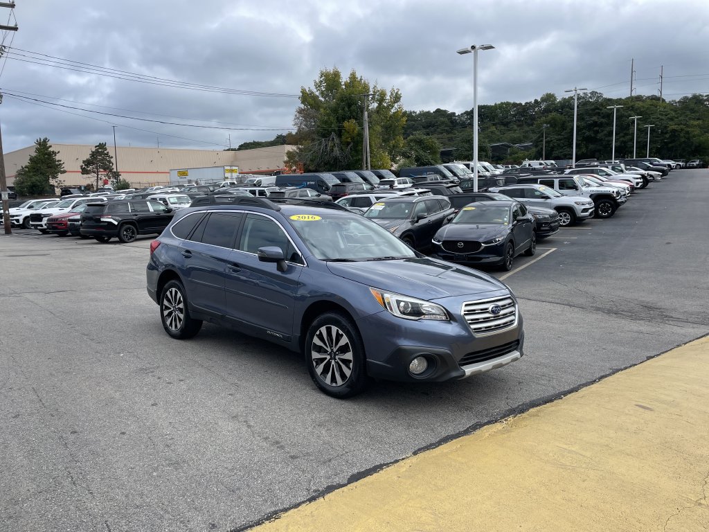 Used 2016 Subaru Outback 2.5i Limited AWD/4WD image 6