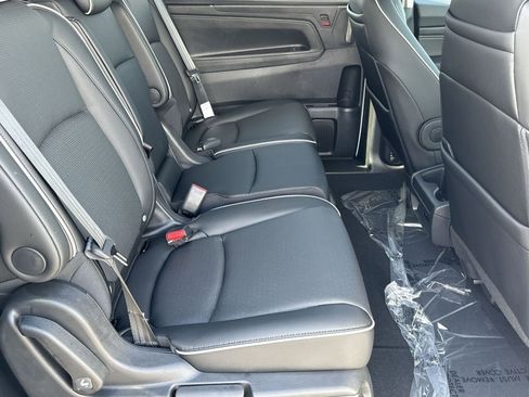 New 2026 Honda Odyssey Elite image 8