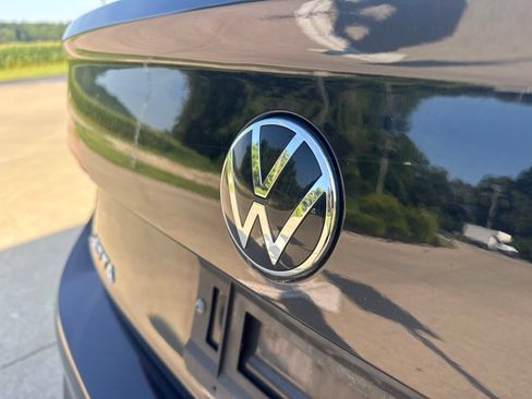 Used 2024 Volkswagen Jetta S FWD image 8