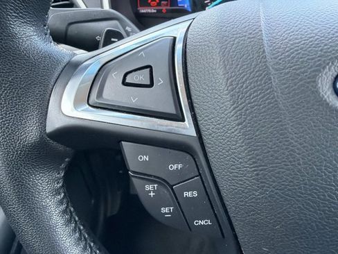 Used 2017 Ford Edge SEL w/ Equipment Group 201A image 28