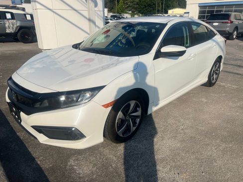 Used 2019 Honda Civic LX image 2