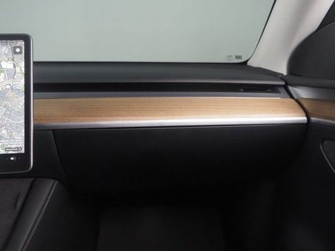 Used 2023 Tesla Model Y Long Range AWD/4WD image 39