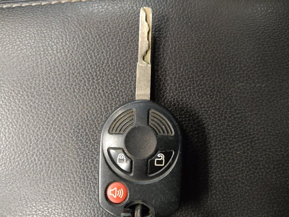 Used 2018 Ford Escape SE FWD image 32