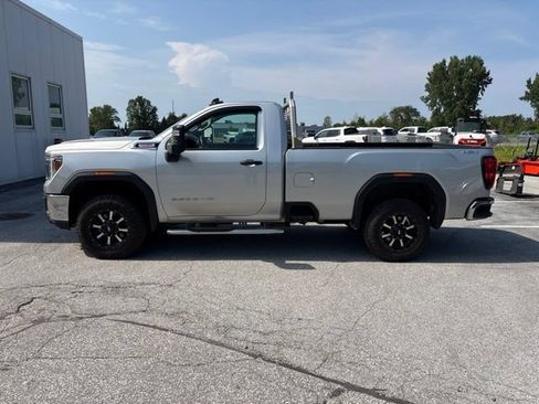 Used 2021 GMC Sierra 2500 4x4 Regular Cab w/ Convenience Package image 2