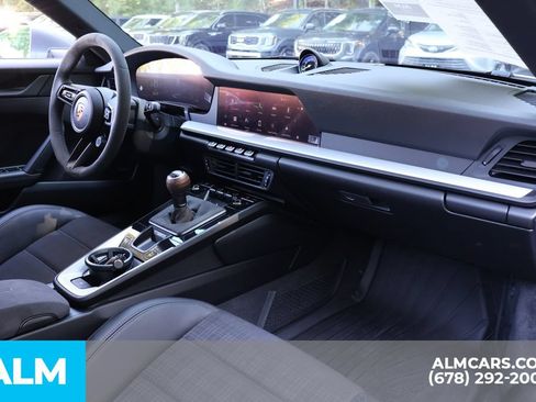 Used 2025 Porsche 911 Carrera T RWD image 22