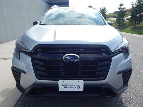 Certified 2025 Subaru Ascent Bronze Edition image 8