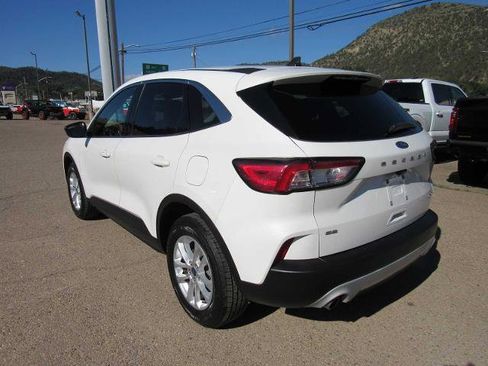 Certified 2022 Ford Escape SE w/ Cold Weather Package image 5