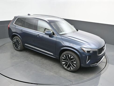 New 2026 Volvo XC90 B6 Plus AWD/4WD image 29