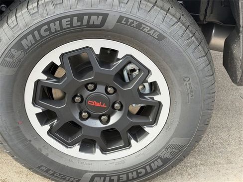 New 2026 Toyota 4Runner TRD Off-Road Premium image 8