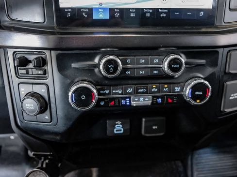 Used 2023 Ford F350 Lariat w/ FX4 Off-Road Package AWD/4WD image 26