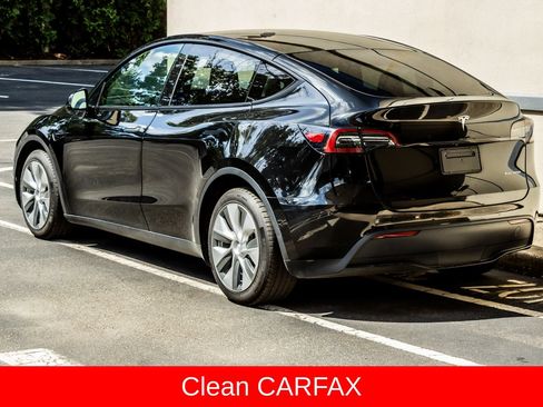 Used 2022 Tesla Model Y Long Range AWD/4WD image 5