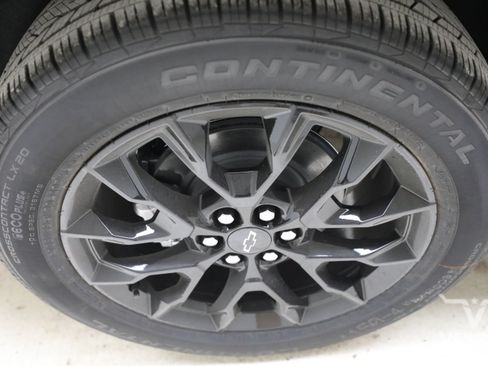 New 2026 Chevrolet Traverse LT w/ Midnight/Sport Edition FWD image 30
