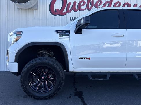 Used 2019 GMC Sierra 1500 AT4 w/ AT4 Premium Package image 4