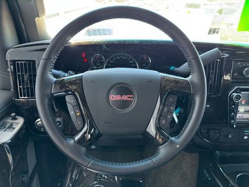 Used 2022 GMC Savana 2500 w/ Enhanced Convenience Package RWD image 29