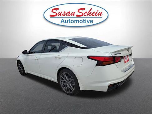 Used 2023 Nissan Altima 2.0 SR FWD image 25
