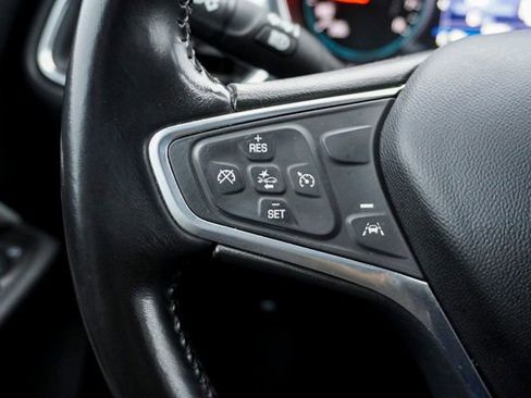 Used 2022 Chevrolet Equinox LT w/ Driver Convenience Package image 20