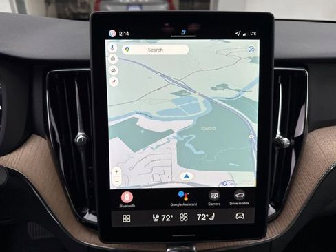 New 2026 Volvo XC60 B5 Plus w/ Climate Package image 9