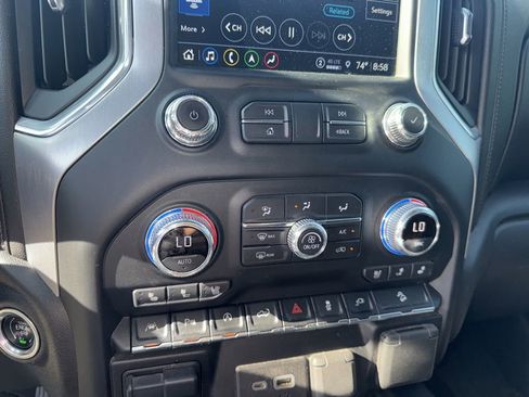 Used 2021 GMC Sierra 1500 SLT AWD/4WD image 13