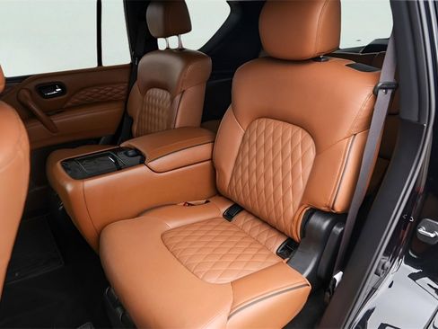 Used 2024 INFINITI QX80 Sensory w/ Cargo Package image 31