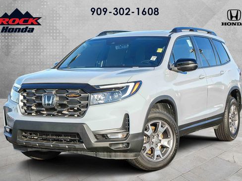 Certified 2022 Honda Passport TrailSport image 1