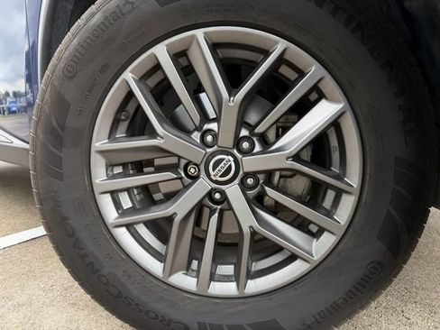 Used 2021 Nissan Rogue S FWD image 9