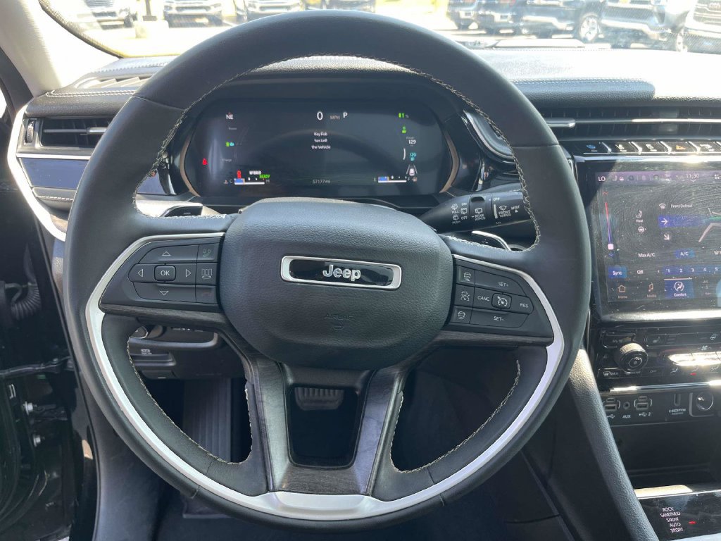 Used 2024 Jeep Grand Cherokee Limited 4xe AWD/4WD image 18