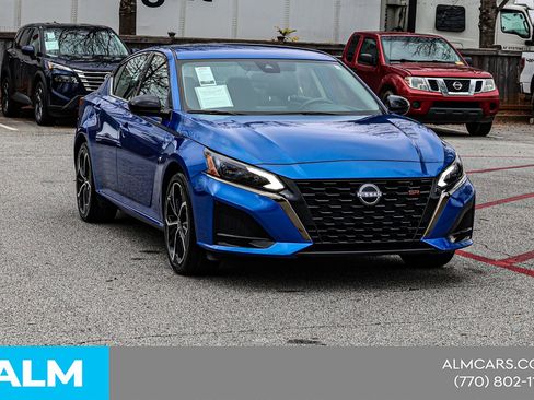 Used 2025 Nissan Altima 2.5 SR image 6