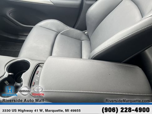 Used 2024 Toyota Venza Nightshade image 20