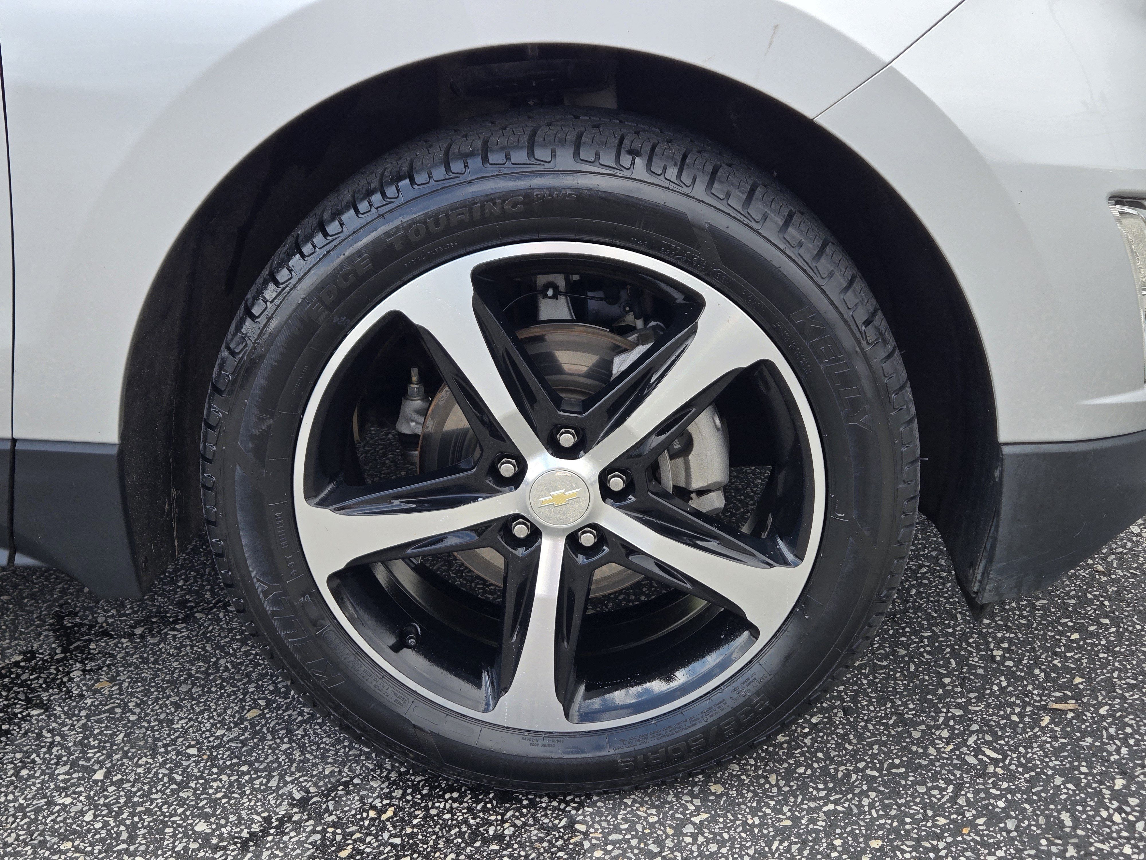 Used 2021 Chevrolet Equinox LS w/ LS Convenience Package FWD image 5