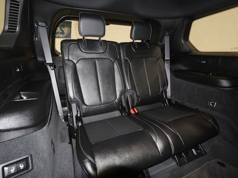 Used 2023 Jeep Grand Cherokee L Overland w/ Advanced Protech Group III image 27