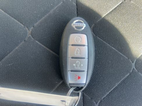 Used 2019 Nissan Kicks SV image 25
