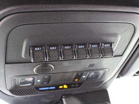 Used 2024 Ford Bronco Black Diamond AWD/4WD image 58