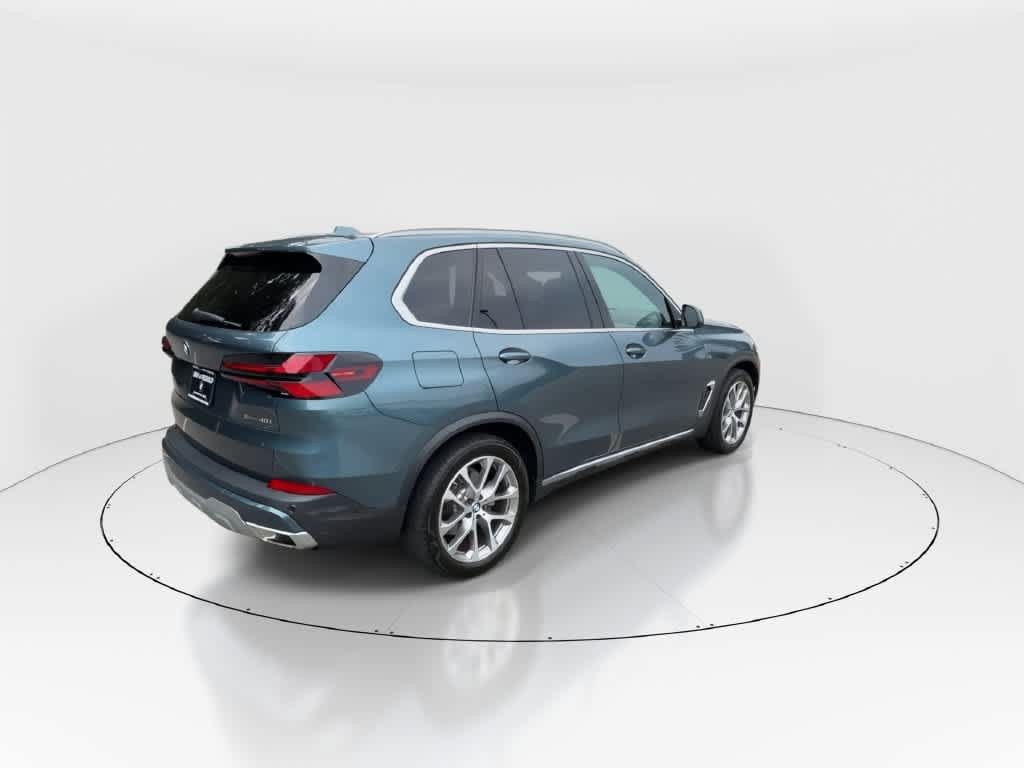 Used 2024 BMW X5 xDrive40i w/ Premium Package AWD/4WD image 8