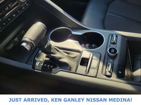 Used 2024 Kia K5 GT-Line image 11