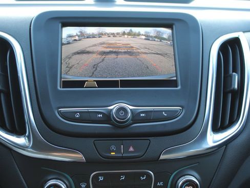 Used 2024 Chevrolet Equinox LT image 15