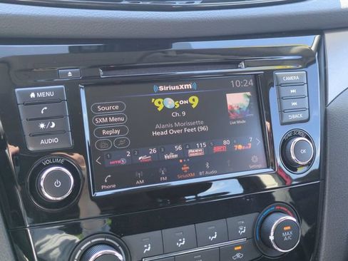 Used 2021 Nissan Rogue Sport S FWD image 21