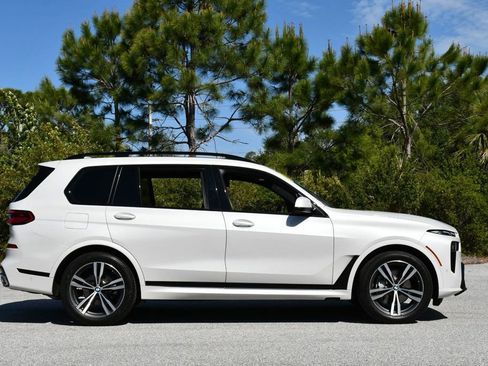 Used 2024 BMW X7 xDrive40i w/ M Sport Package AWD/4WD image 35