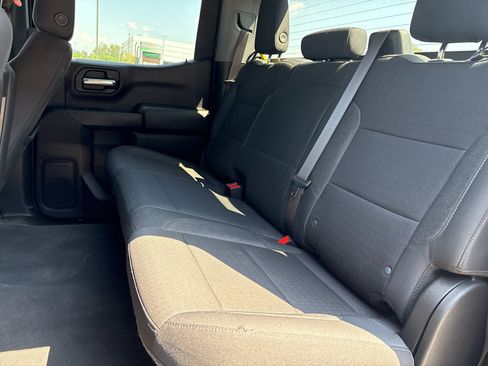 Used 2023 Chevrolet Silverado 1500 Custom Trail Boss w/ LPO, Dark Essentials Package AWD/4WD image 15