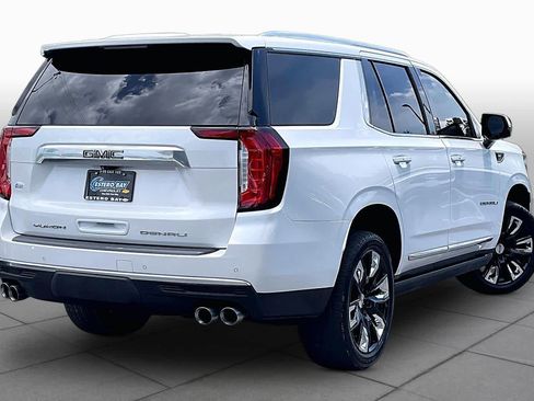 Used 2021 GMC Yukon Denali w/ Denali Premium Package RWD image 13